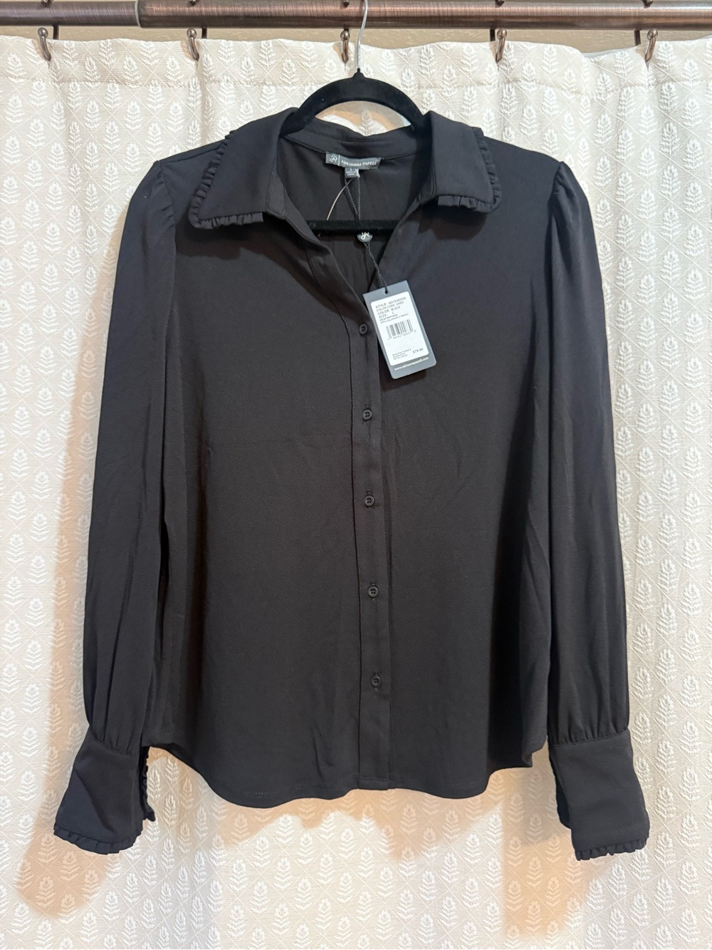 Adrianna Papell Black Button-Down Long Sleeve Blouse